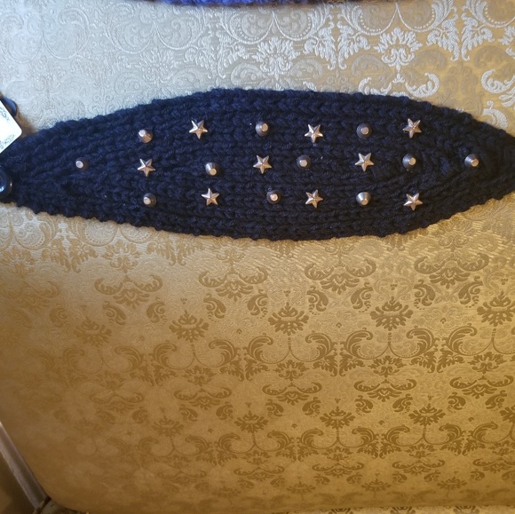 Headbands - Picture 2 of 5